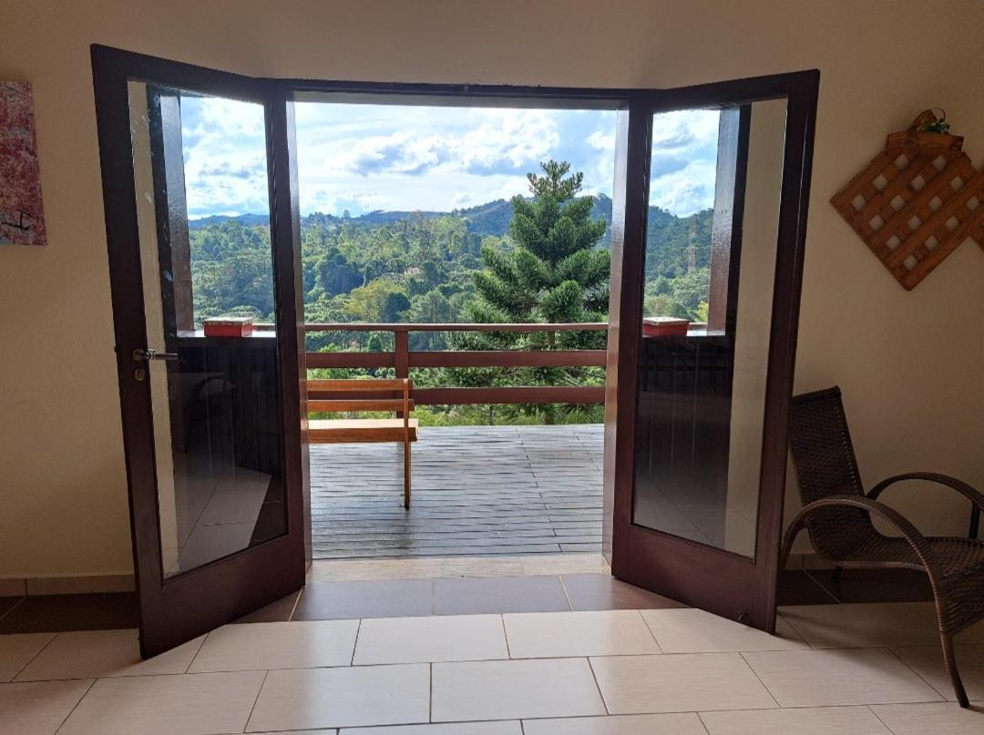 Villa Casa Sossego Na Montanha Campos do Jordão Exterior foto